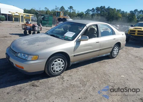 1994 Honda Accord Lx из США, поврежденный, VIN JHMCD5646RC002080